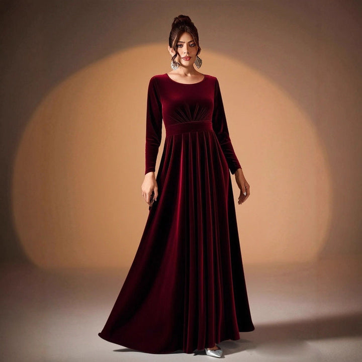 Tilda | Maxi Kleid aus Samt mit langen Ärmeln
