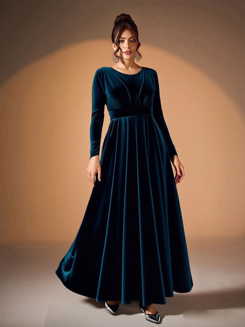 Tilda | Maxikleid aus Samt mit langen Ärmeln