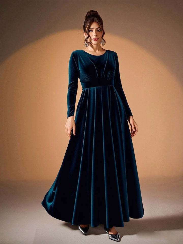 Tilda | Maxi Kleid aus Samt mit langen Ärmeln