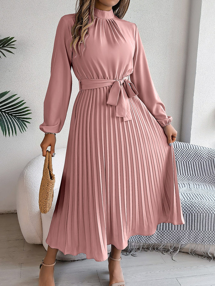 Nynke | Maxi Plissee Kleid mit Gürtel