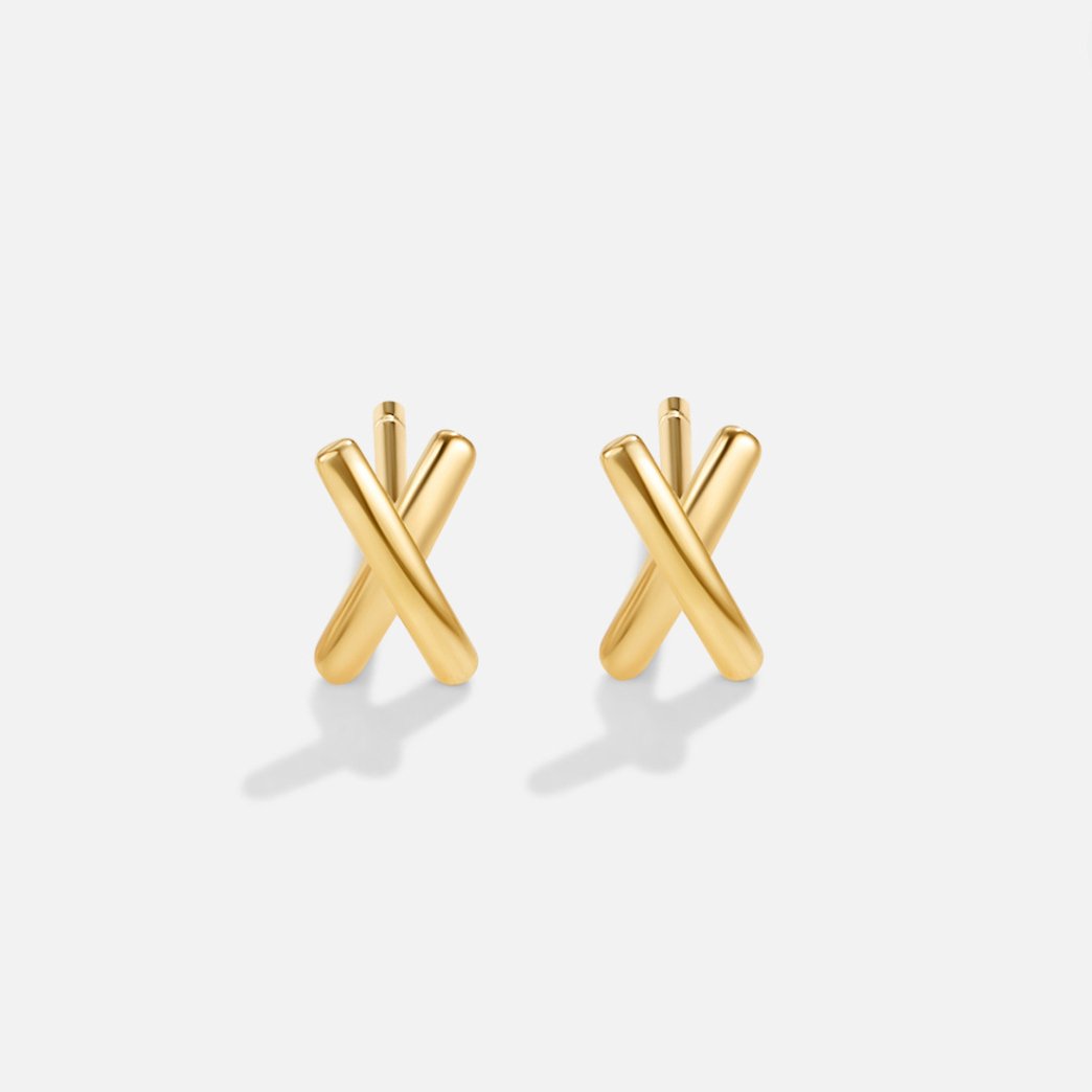 Claire – Goldene Ohrringe in Form eines Zweigs
