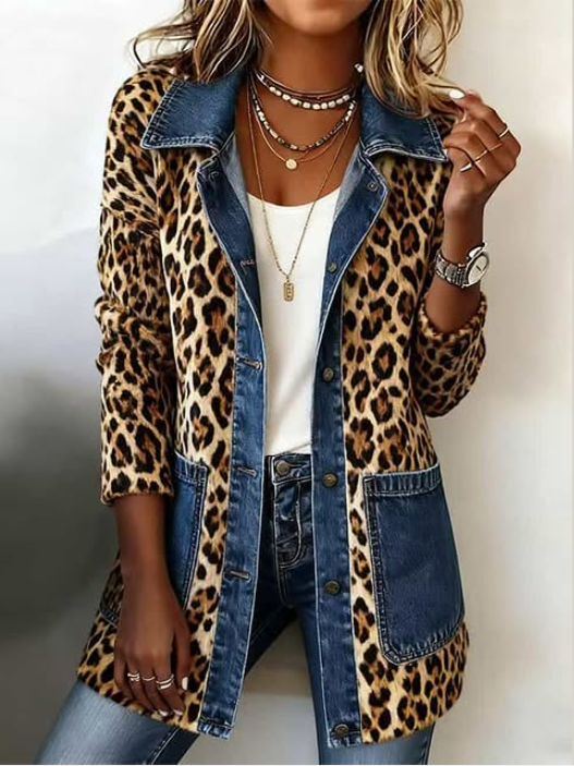 Madeleine | Leopardenmuster Denim Paneel Kontrast Langjacke