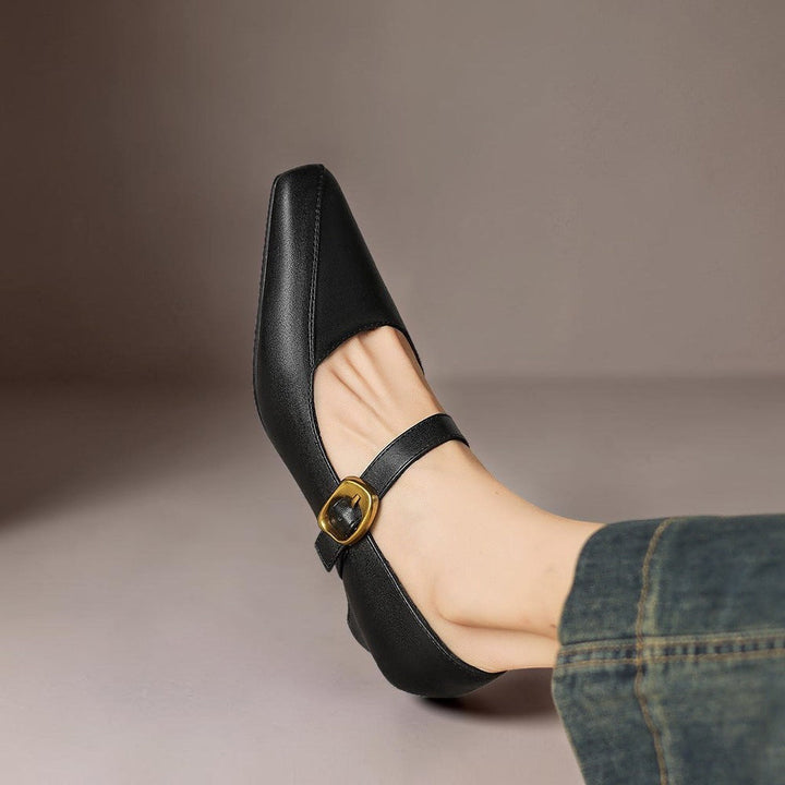 INGRID | MARY JANES MIT GOLDENER SCHNALLE