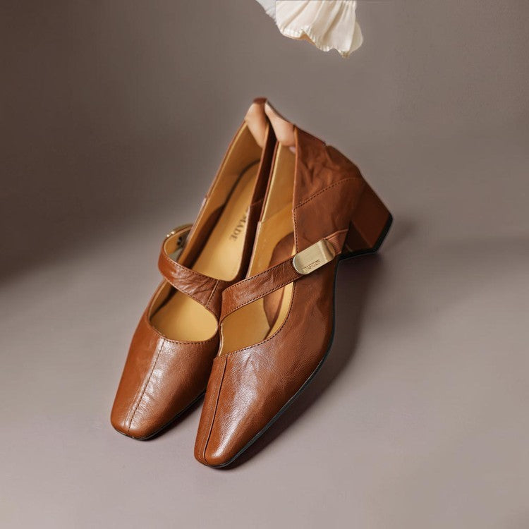 NIENKE | MARY JANES MIT QUADRATISCHER SPITZE UND GOLDENEM ZIERBAND