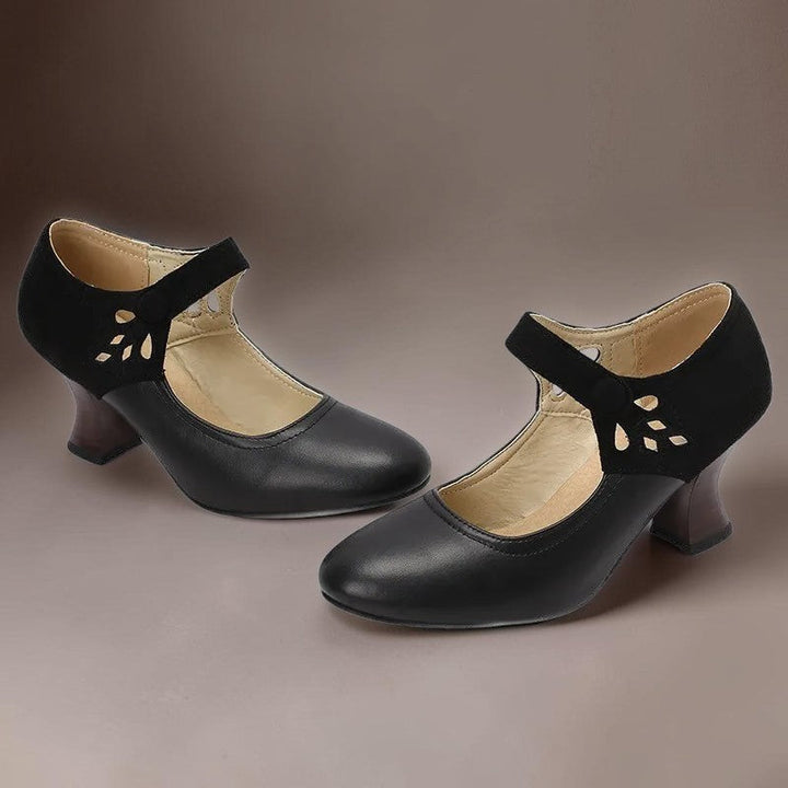 EMMA | SLIP-ONS MIT KNOPFBAND