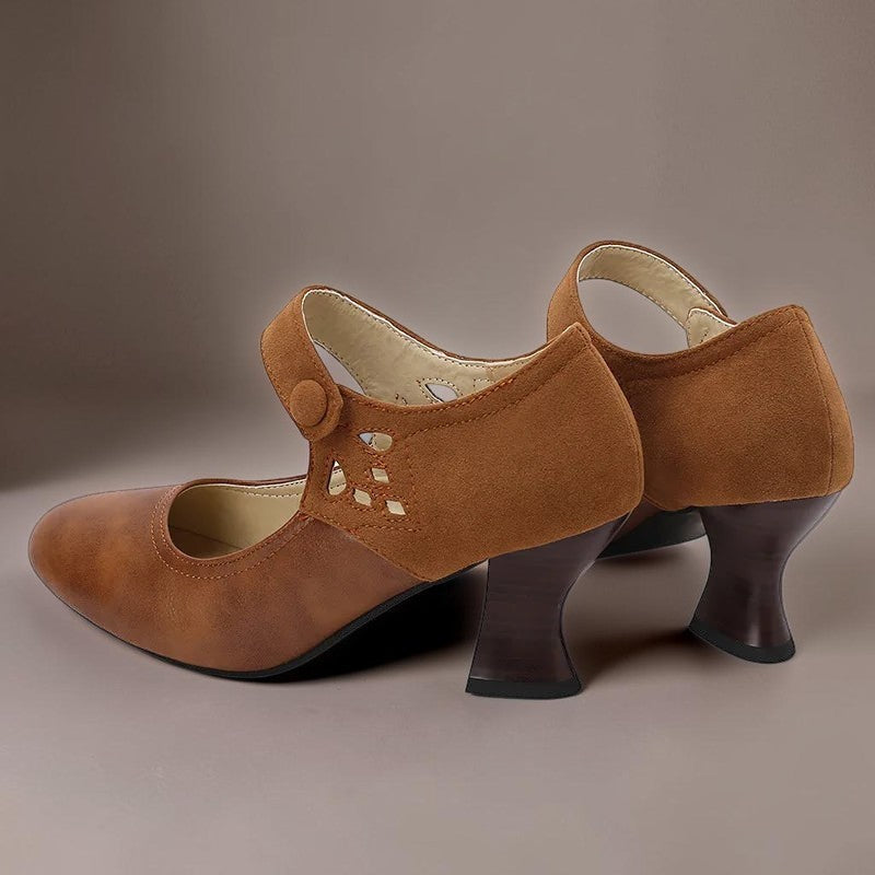 EMMA | SLIP-ONS MIT KNOPFBAND