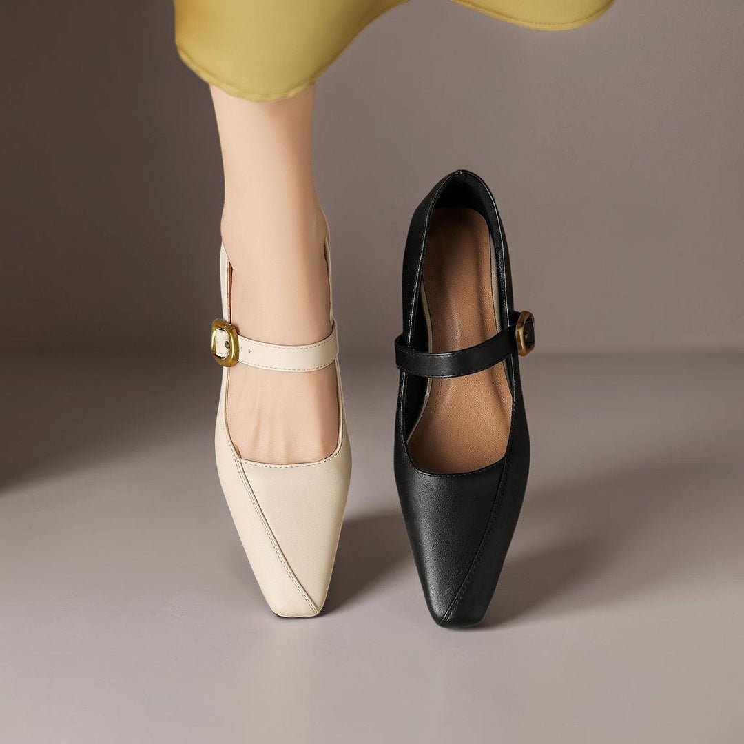 INGRID | MARY JANES MIT GOLDENER SCHNALLE