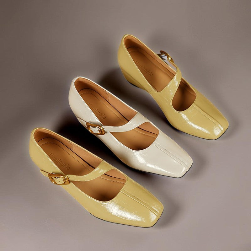 TESS | LEREN MARY JANES MIT VIERKANTER SPITZE