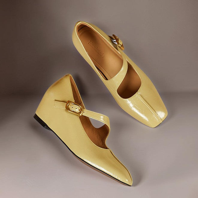 TESS | LEREN MARY JANES MIT VIERKANTER SPITZE