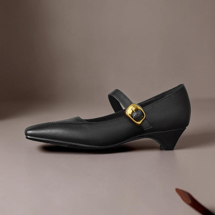 INGRID | MARY JANES MIT GOLDENER SCHNALLE